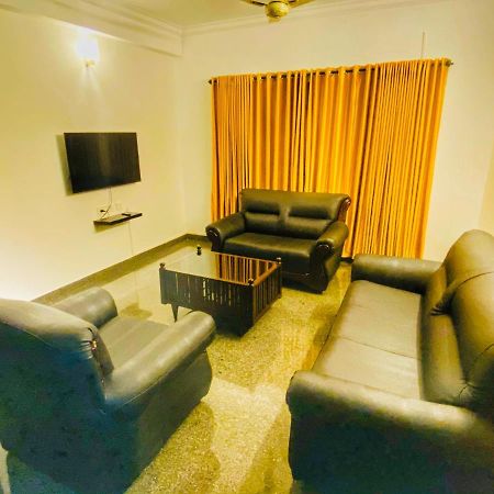 Beersheba Three Bed Room A/C Apartments Thiruvananthapuram Buitenkant foto
