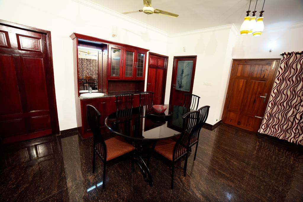 Beersheba Three Bed Room A/C Apartments Thiruvananthapuram Buitenkant foto