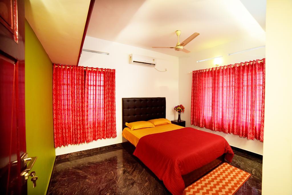 Beersheba Three Bed Room A/C Apartments Thiruvananthapuram Buitenkant foto