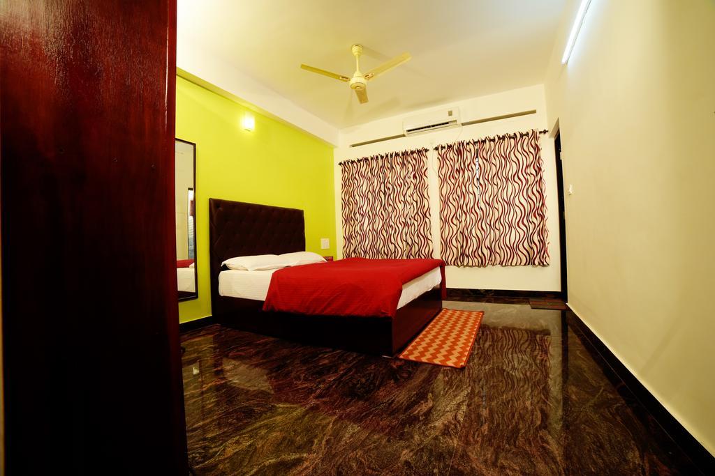 Beersheba Three Bed Room A/C Apartments Thiruvananthapuram Buitenkant foto