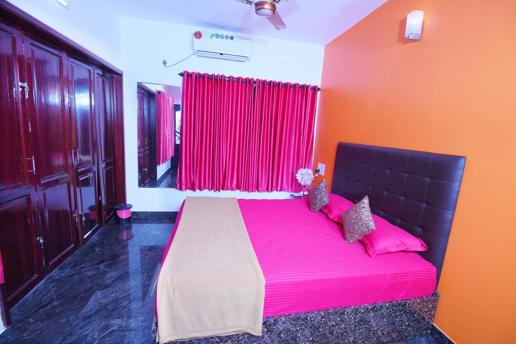 Beersheba Three Bed Room A/C Apartments Thiruvananthapuram Buitenkant foto