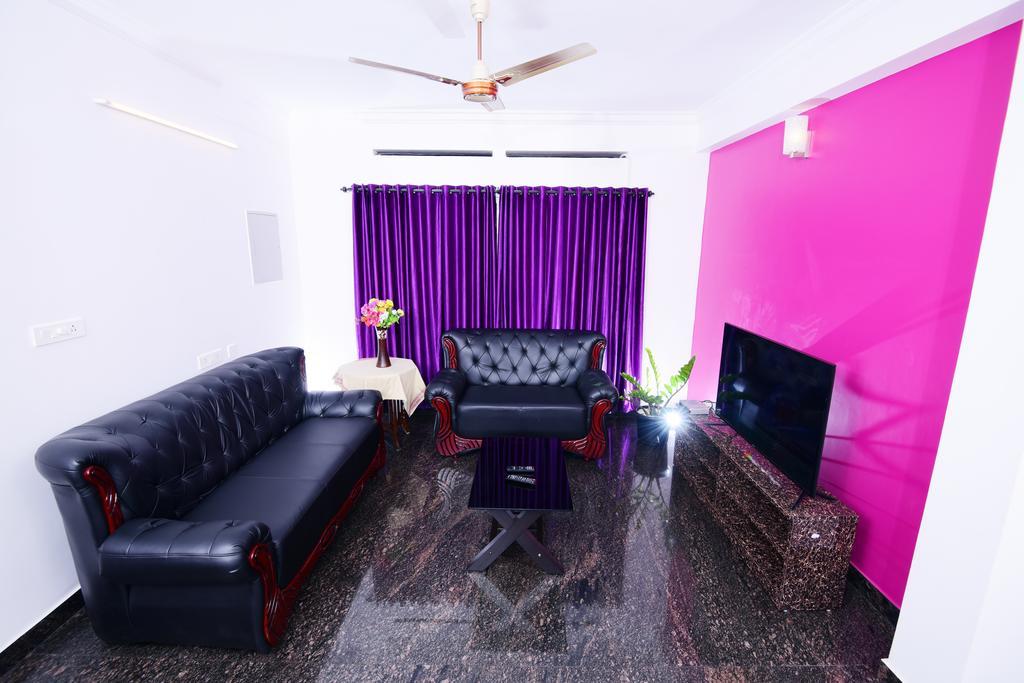 Beersheba Three Bed Room A/C Apartments Thiruvananthapuram Buitenkant foto