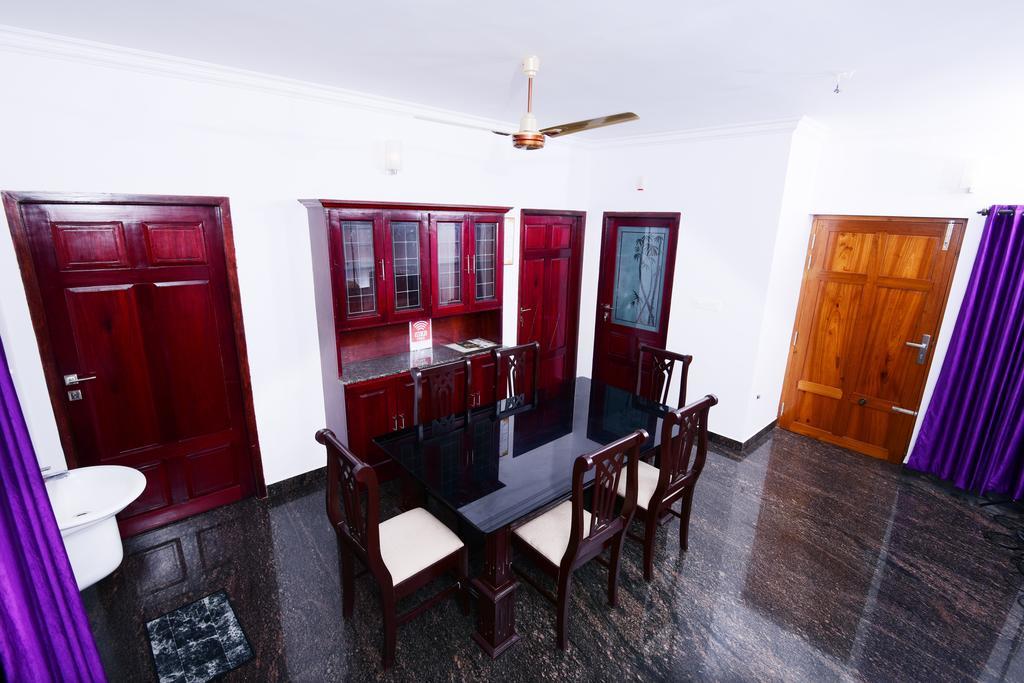 Beersheba Three Bed Room A/C Apartments Thiruvananthapuram Buitenkant foto