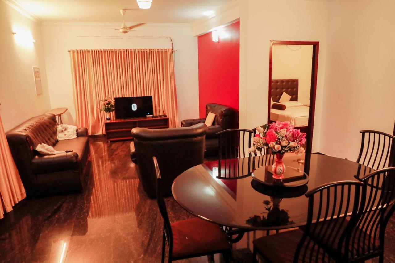 Beersheba Three Bed Room A/C Apartments Thiruvananthapuram Buitenkant foto