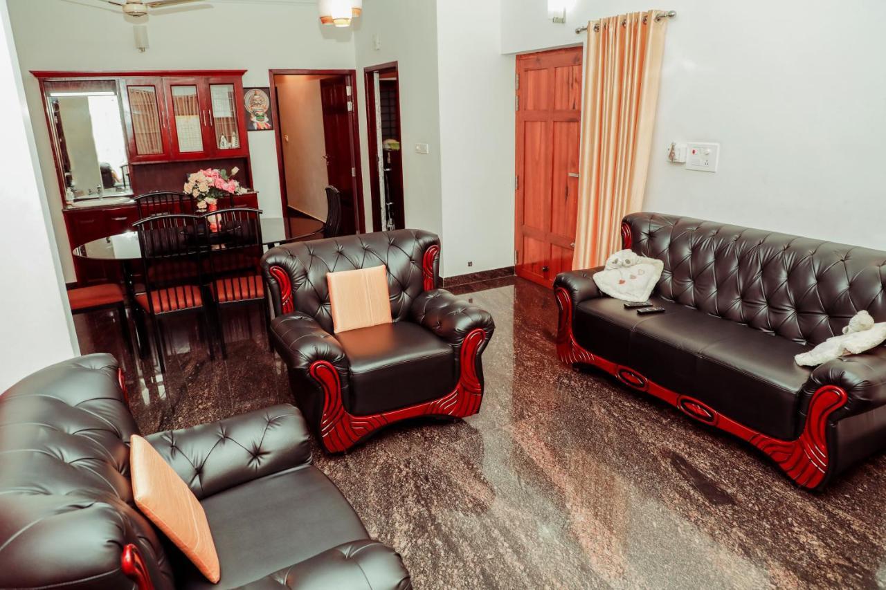 Beersheba Three Bed Room A/C Apartments Thiruvananthapuram Buitenkant foto
