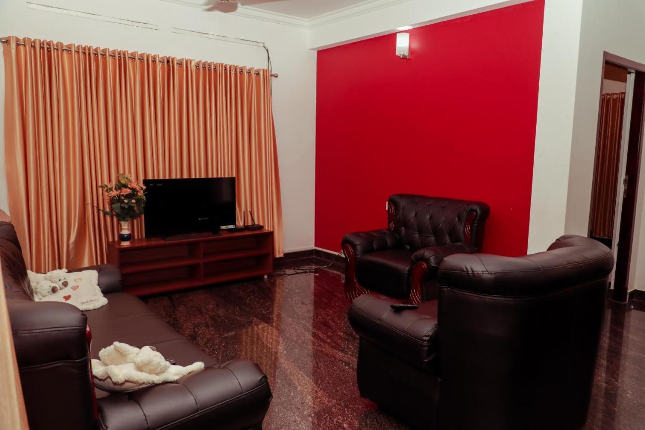 Beersheba Three Bed Room A/C Apartments Thiruvananthapuram Buitenkant foto