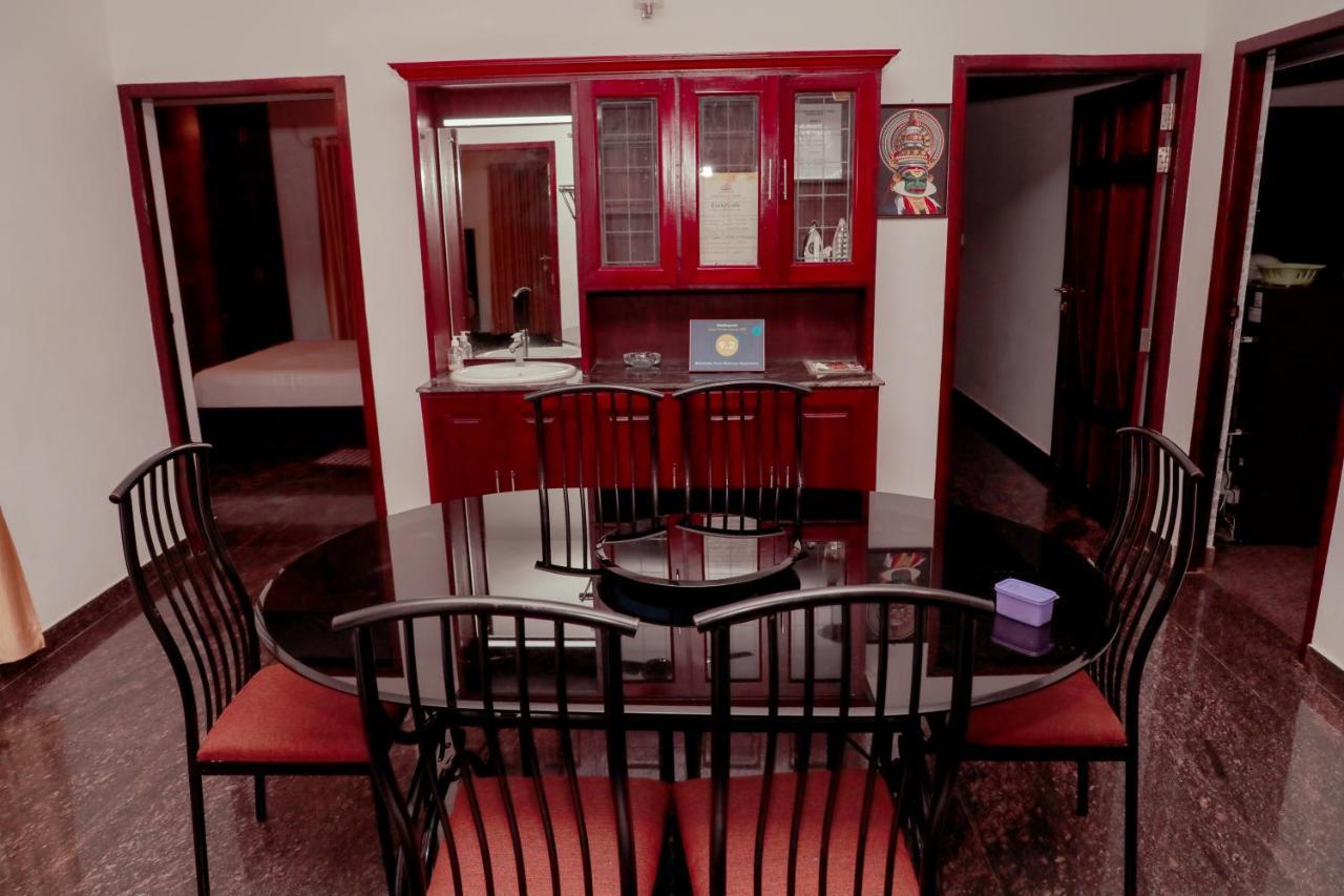 Beersheba Three Bed Room A/C Apartments Thiruvananthapuram Buitenkant foto