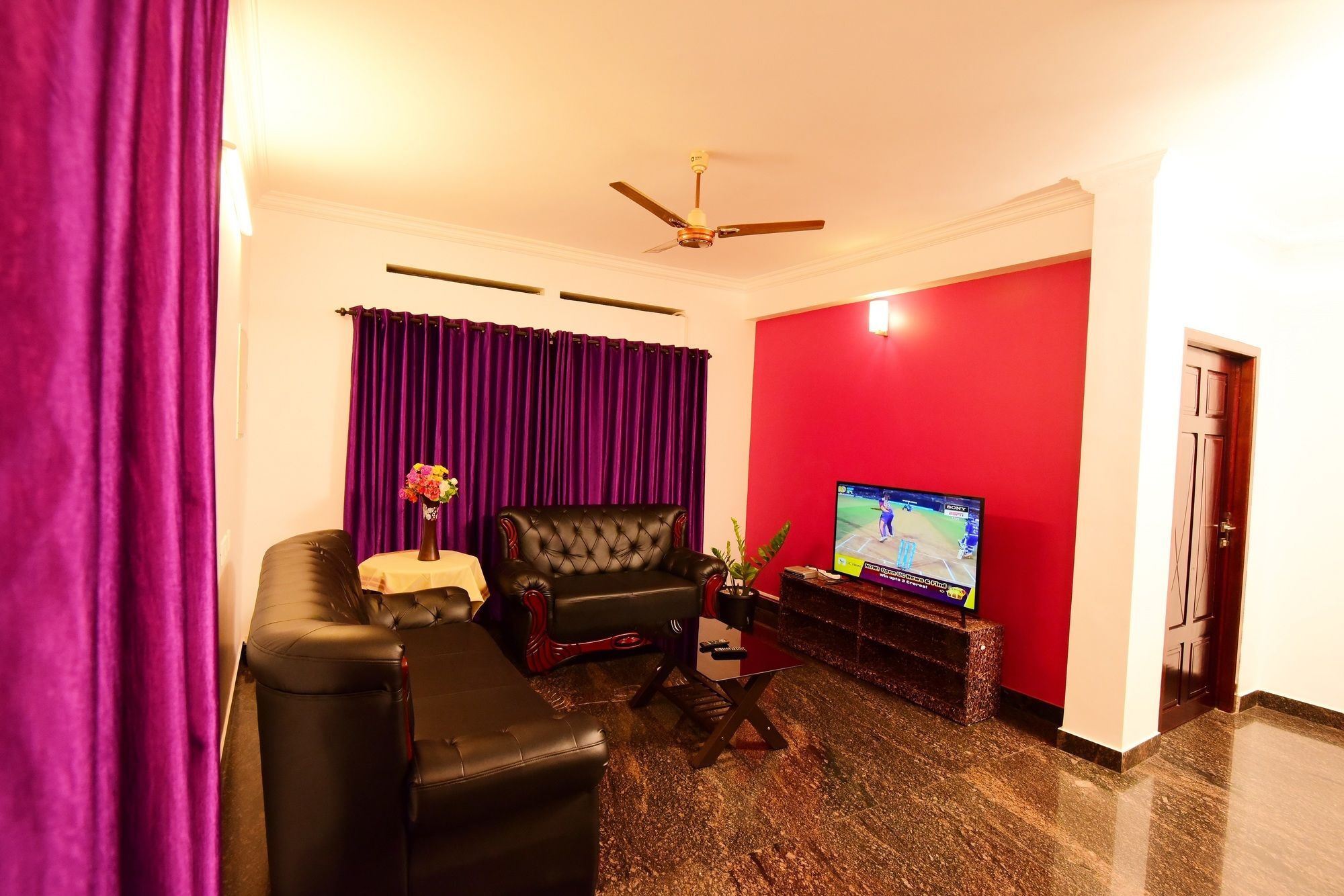 Beersheba Three Bed Room A/C Apartments Thiruvananthapuram Buitenkant foto